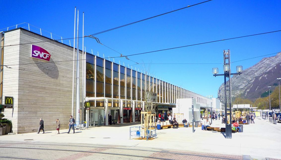 Gare de Grenoble - Coque équipement de la personne